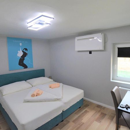 Stadthotel Das 菲拉赫 外观 照片