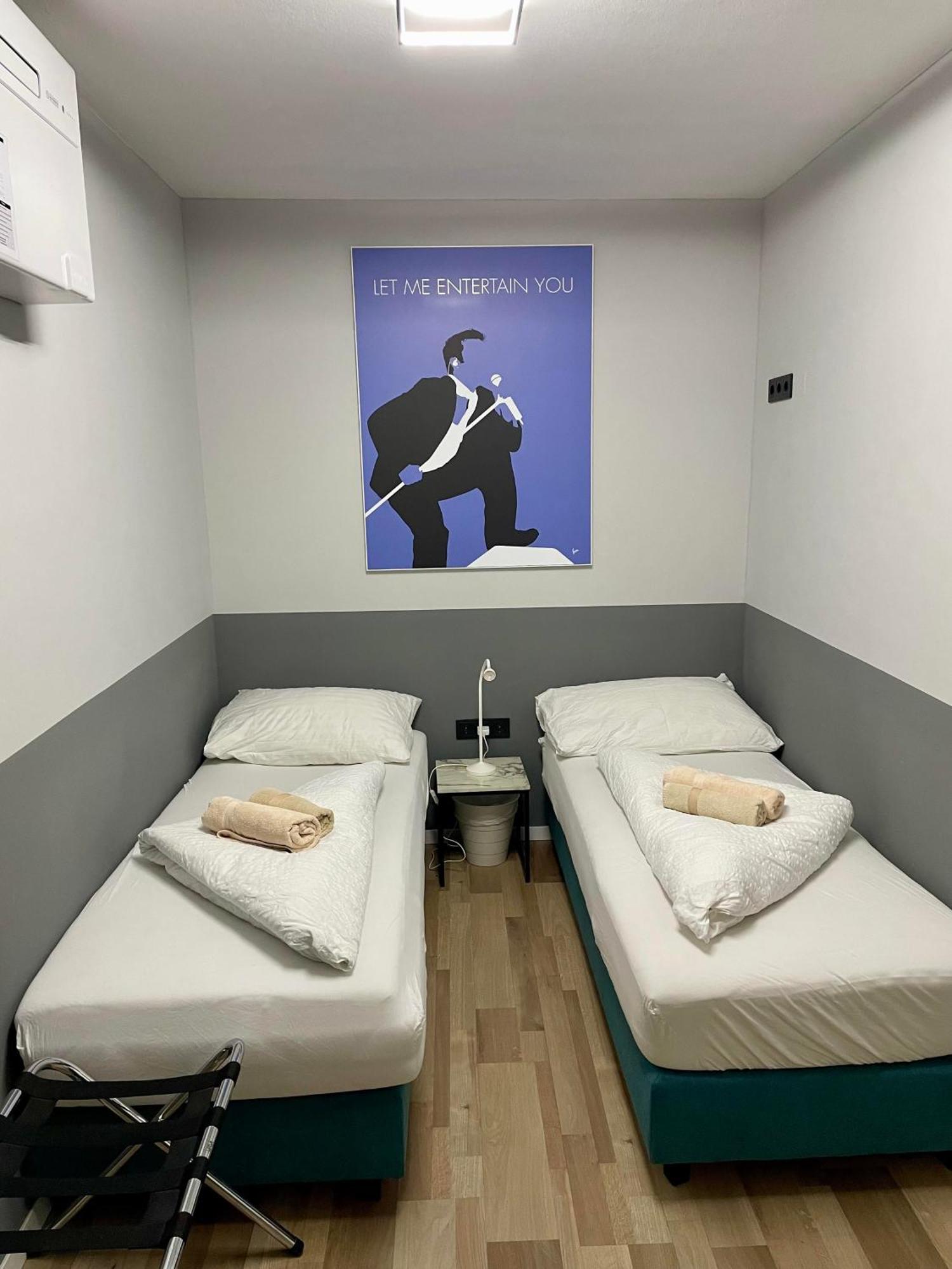 Stadthotel Das 菲拉赫 外观 照片